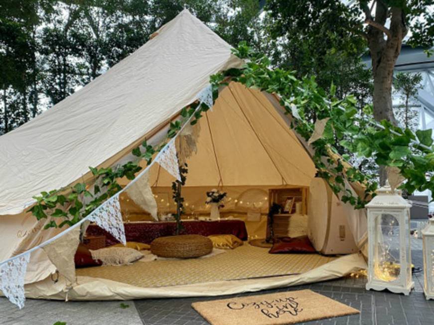 Il glamping in aeroporto al Changi di Singapore