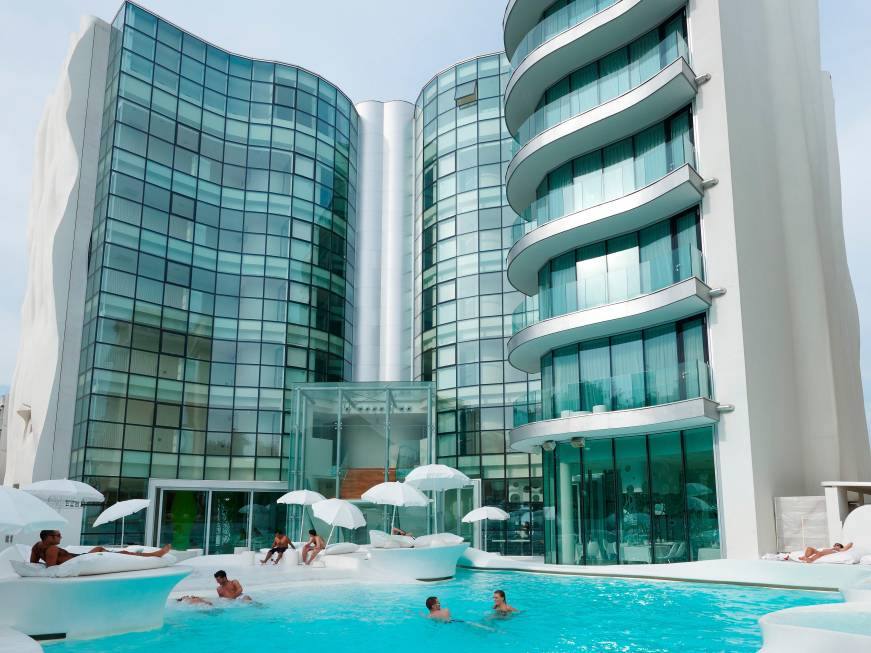Rimini, l’i-SUITE Hotel premiato da Tripadvisor con il Traveller’s Choice Best of the Best