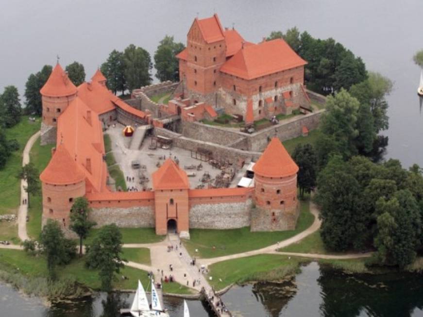 La Lituania entra nell&amp;#39;euro, nuove opportunità per il turismo