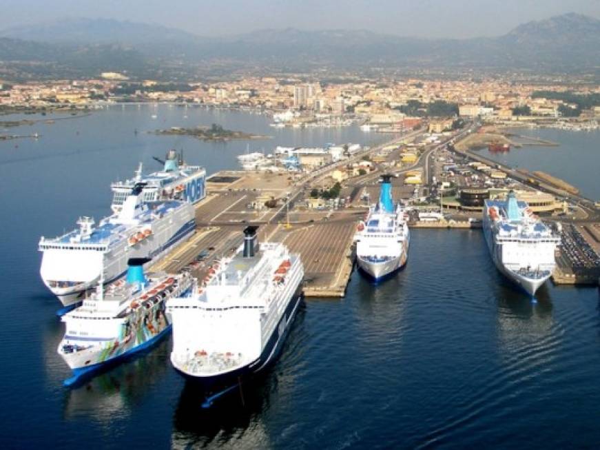 Porti Sardegna, torna il sereno: arrivi in aumento del 6 per cento nel 2015
