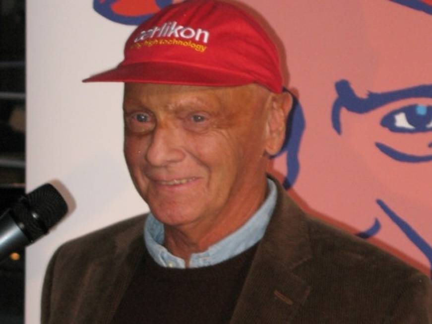 Lauda scende in pista per airberlin: vuole ricomprarsi Niki