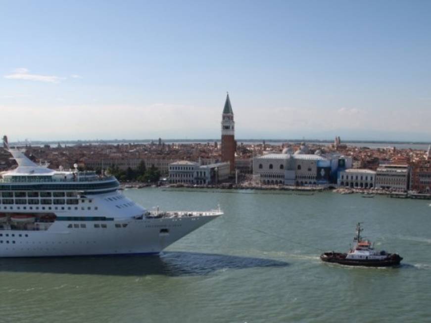 Venezia, nuovo piano per le navi da crociere