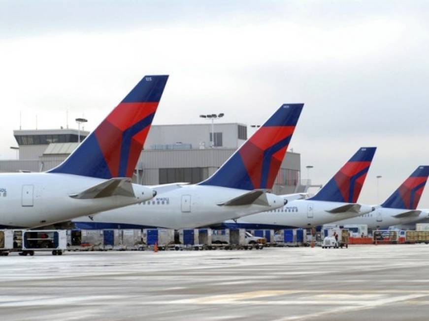 Delta: danni per 45 milioni di dollari dal blocco dei voli per l&amp;#39;uragano