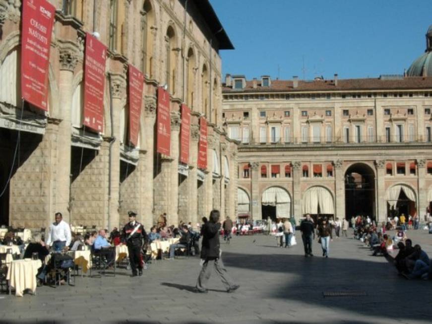 Tassa di soggiorno, la ribellione degli albergatori di Bologna