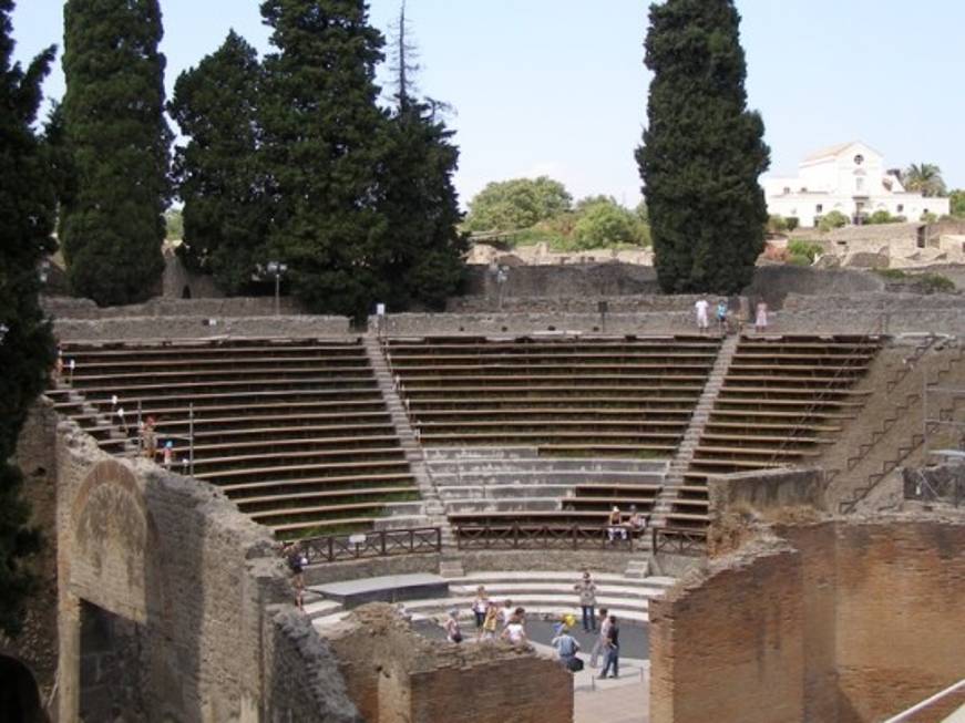 Pompei, al via nel 2016 le nuove tasse per i turisti