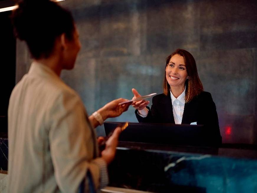 Pagare il soggiorno a rate? HeyLight rivoluziona il booking nell’accomodation e ottimizza i margini