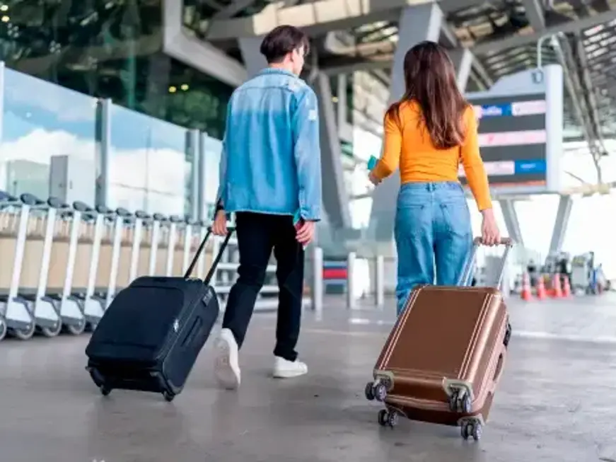 Bagaglio a mano, passeggeri italiani in difficoltà con le regole