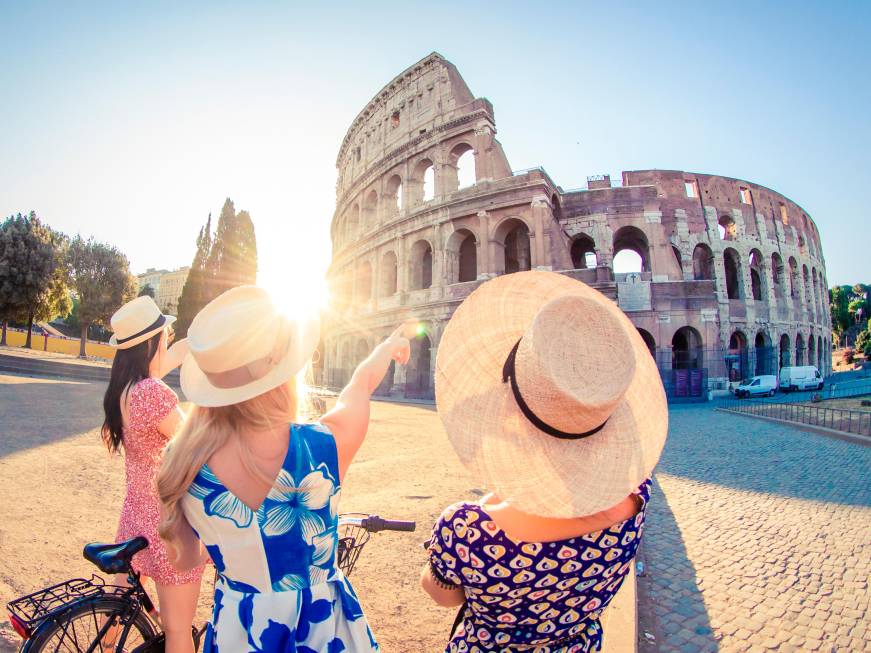 Bilancia turistica positivaMa la spesa è in calo