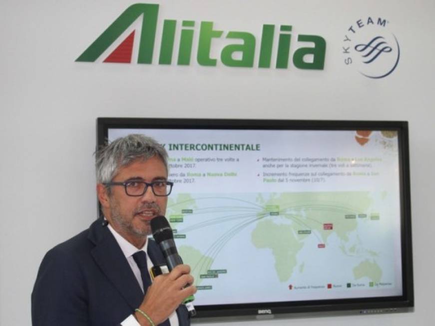 Alitalia gioca in attaccotra digitale e nuovi voli