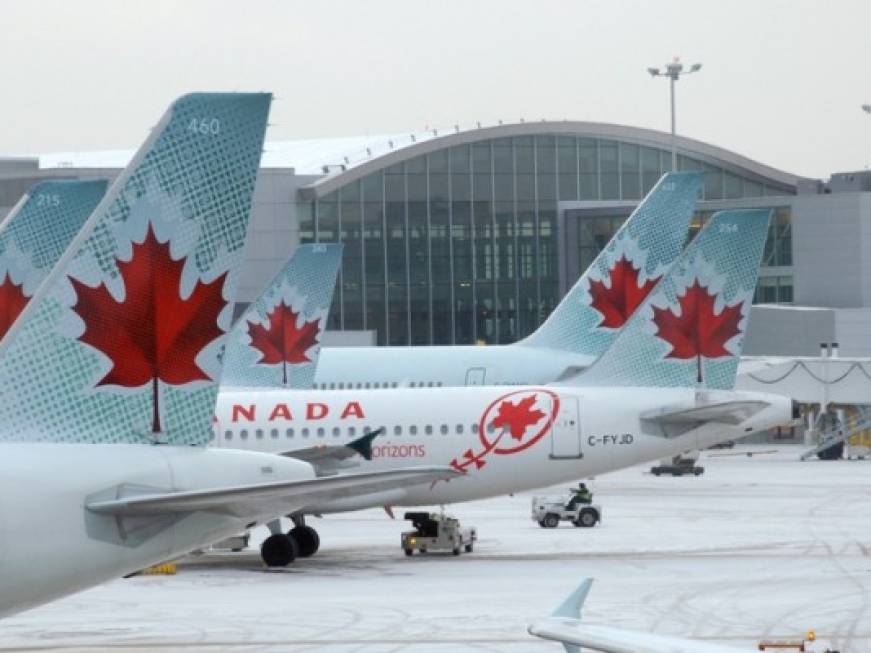 Air Canada torna in utile e rilancia su programmi ambiziosi
