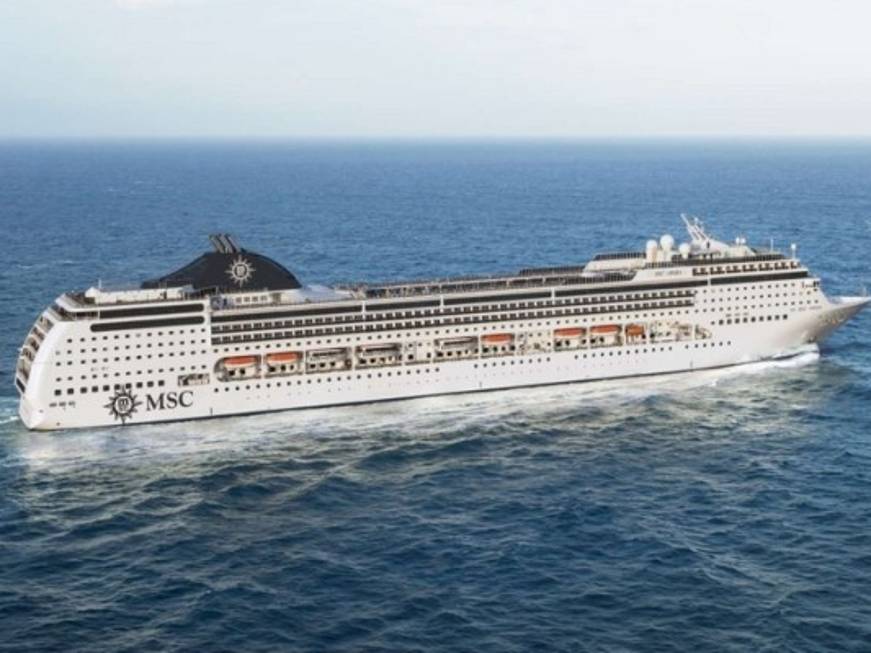 Msc Opera prosegue la crociera in Grecia, nuove misure per chi si imbarca