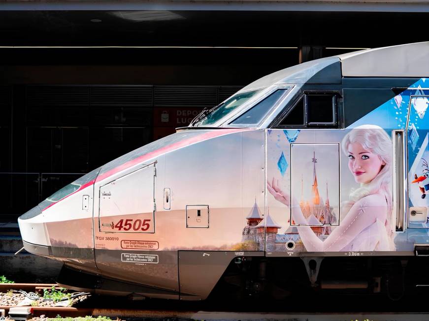 Sncf e Disneyland Paris portano il mondo di Frozen a bordo del Tgv