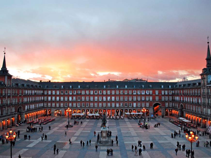 Madrid, trovati oltre 15mila appartamenti turistici abusivi