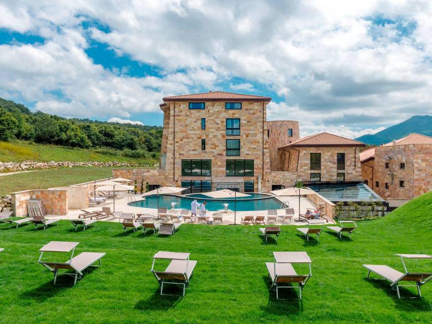 Luxury Bike Hotels,3 new entrynella collezione