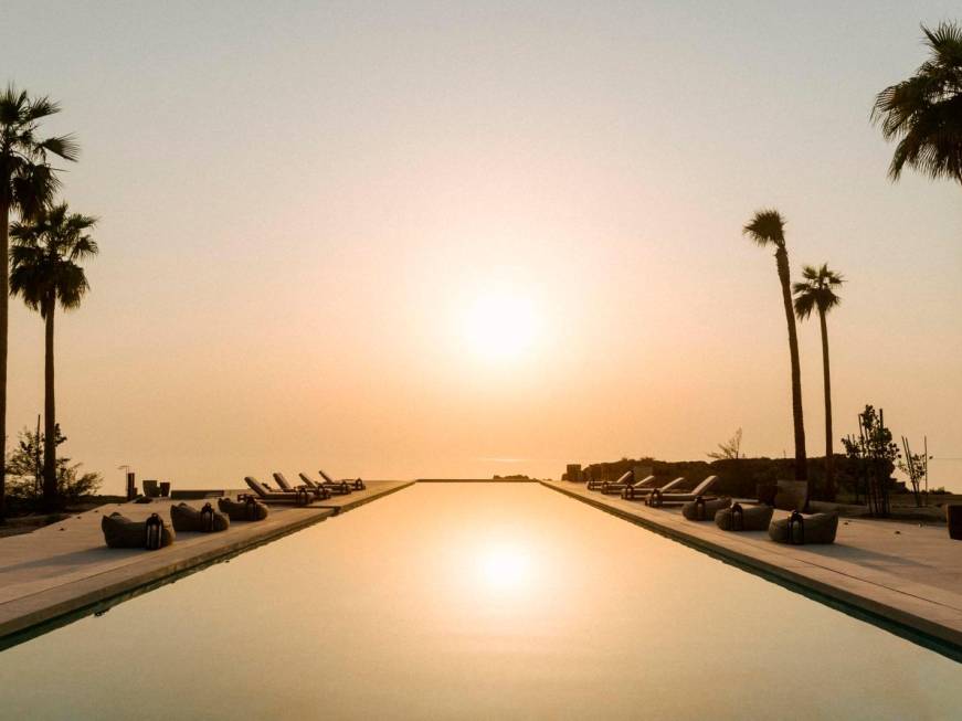 Un resort di lusso firmato Qatar Airways: apre l’Our Habitas Ras Abrouq