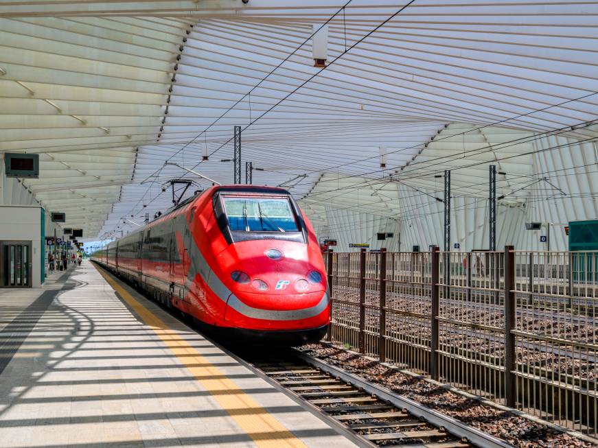Trenitalia, pianoda 100 miliardiper trasformarsi
