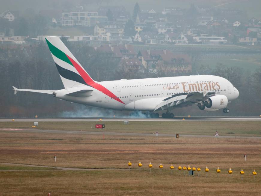 Emirates punta ancora sugli A380: in servizio fino al 2040