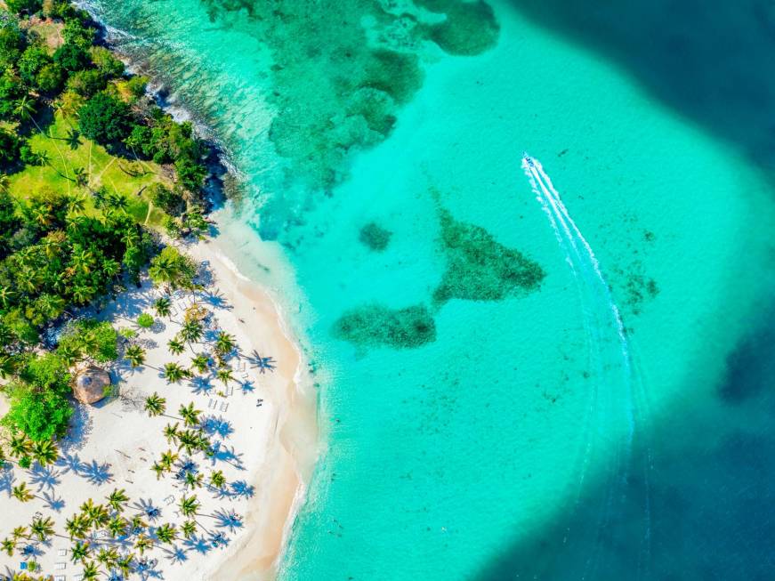 Capodanno al sole. Le proposte firmate Idee per Viaggiare per Mauritius, Maldive, Repubblica Dominicana e Messico
