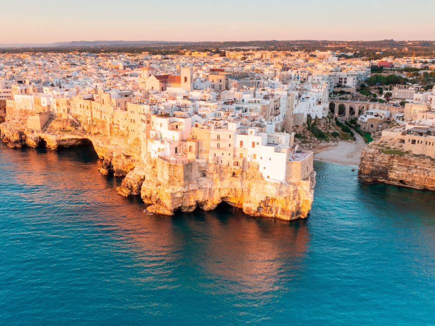 Puglia: ancorain crescitaarrivi e presenze