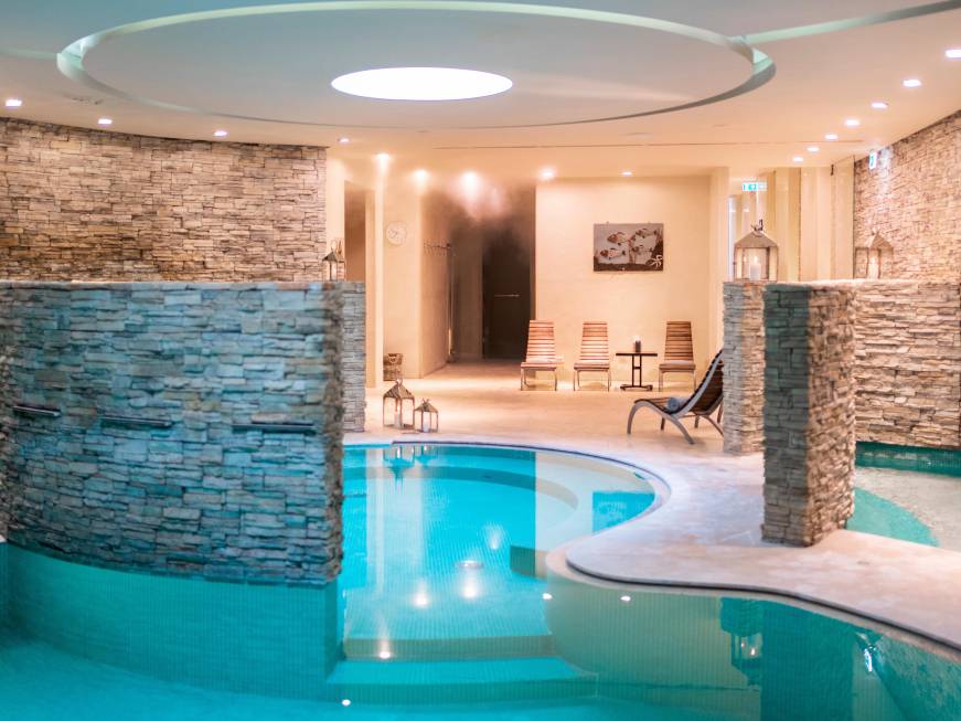Castel Monastero riapre fra cucina gourmet e wellbeing