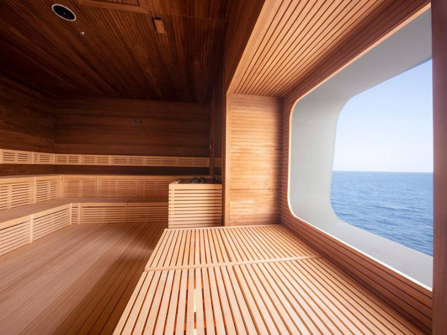 L’Msc Yacht Clubarriva a bordodi Msc Magnifica
