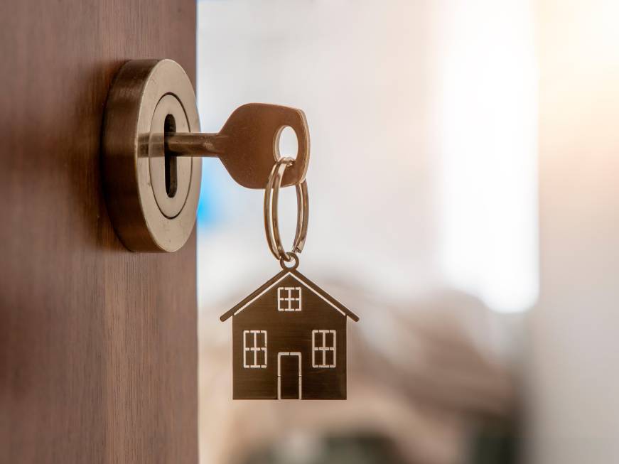 I comuni possono limitaregli affitti brevi, la sentenzadella Consulta sulla Toscana