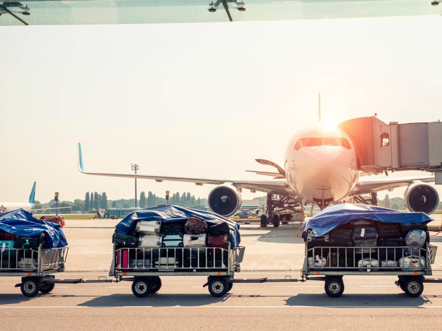 Bagagli smarriti in aereo, Cassazione riconosce rimborso anche in assenza di scontrini