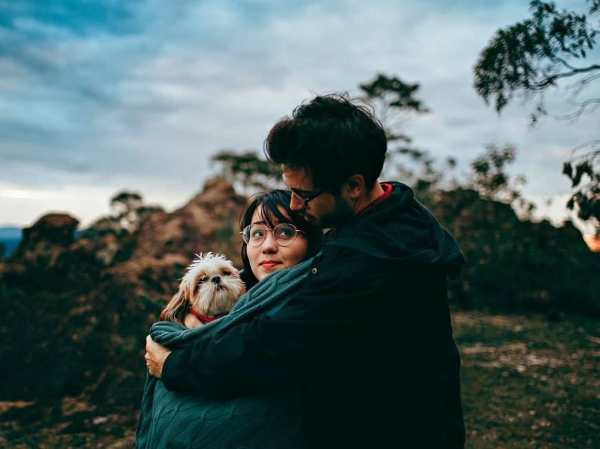 Pet-friendly e pop,i viaggi nel 2026secondo Amadeus