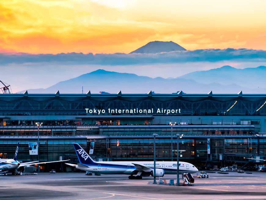 Crisi Cina-Giappone, mezzo milione di biglietti aerei annullati