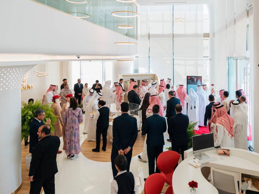 Apre i battenti l’Emirates World Store a Riad