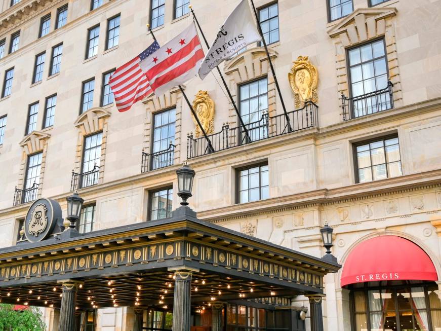 St. Regis arrivaa 60 hotel,new entry cinese
